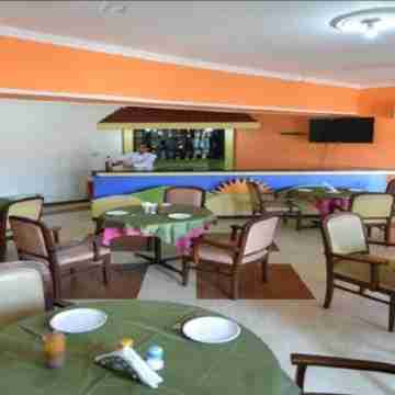 Gauriyya  Tourist Resort Dining/Meeting Rooms
