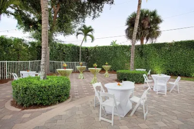 Hilton Naples