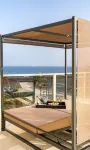 Sir Anthony - Sea View