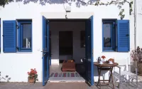 Τhe White Houses Hotels near Chani beach