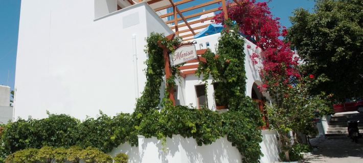Marisa Rooms Hotels in Paros