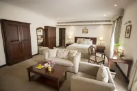 Ambassador, New Delhi - Ihcl SeleQtions Hotele w: 