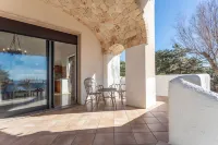 Emma's Villa Facing the Sea with Swimming Pool