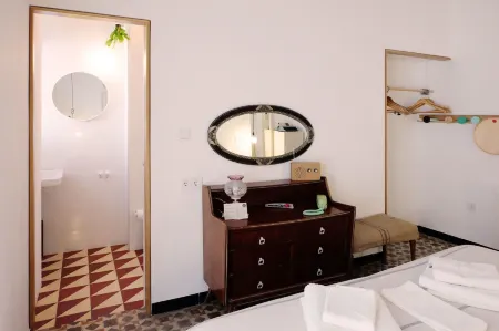 Casa de Huéspedes Santa Maria Отели рядом с достопримечательностью «Плайя де ла Пунтилья»