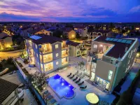 Apartments Villa Nina - شاطئ