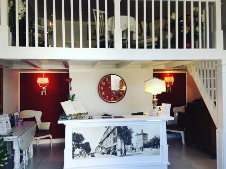 Domus Lina Отели в г. Фьюмичино