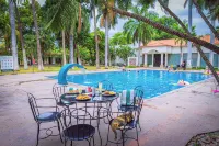 InHouse Select Hacienda Tres Rios - Pool