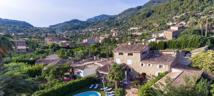 Finca Ca'n Quatre Hotels in Soller