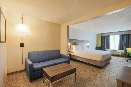 Holiday Inn Express & Suites RALEIGH NORTH - WAKE FOREST by IHG