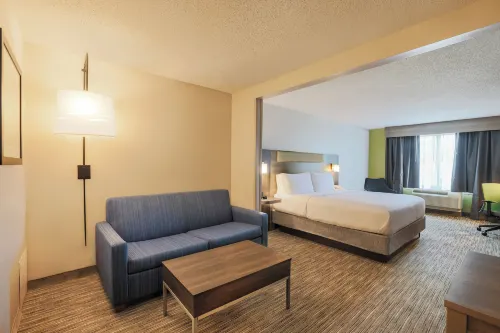 Holiday Inn Express & Suites RALEIGH NORTH - WAKE FOREST by IHG Hotels in Raleigh