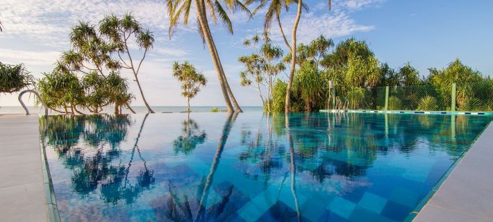 Ananya Beach Resort โรงแรมในฮัมบานโตตา