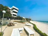 Nern Chalet Beachfront Hotel - 3-Star