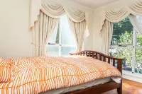 Abbotsford Private Rooms & Pods - 15 Charles Homestay - 2-Star
