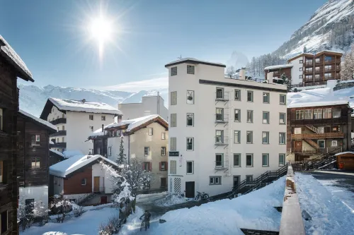 Le Petit Charme-Inn Hotels in Zermatt