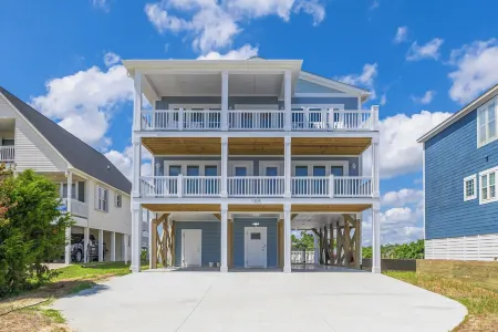 New!  Spectacular Ocean & Marsh Views, Elevator, Pool, Den, Ada, Steps to Beach!