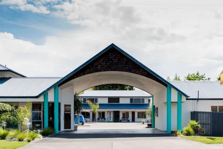 Havelock North Motor Lodge Отели в г. Уэймарама