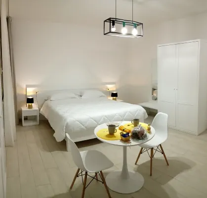 Mya Luxury Rooms and Wellness - parking