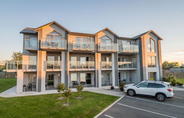 Coastal Ridge Apartments