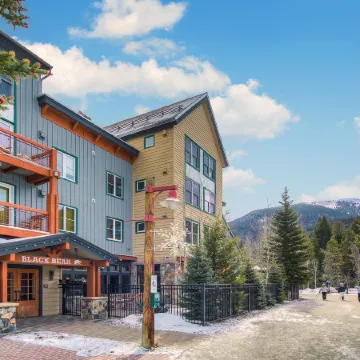 Jackpine & Black Bear Condos by Vail Resorts