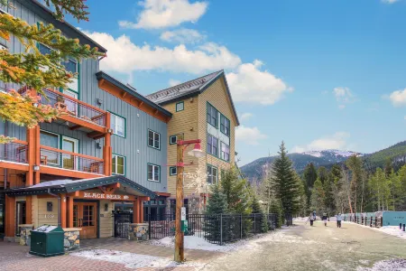 Jackpine & Black Bear Condos by Vail Resorts