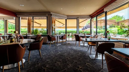 Logis Hostellerie d'Aussois Отели в г. Сеньи