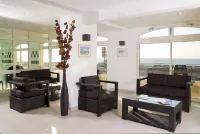 Madame Vacances les Terrasses de La Plage Hotels in Le Crotoy