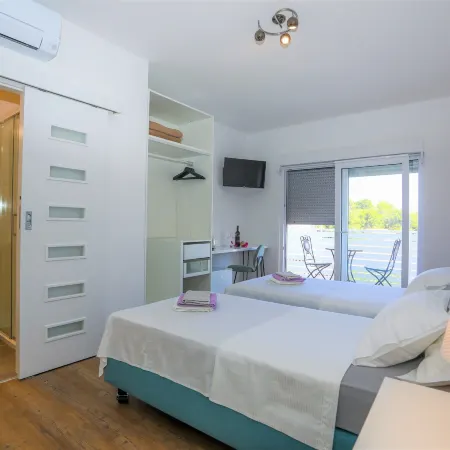 Stella Maris, Hvar - Rooms with Balcony and Stunning Sea View