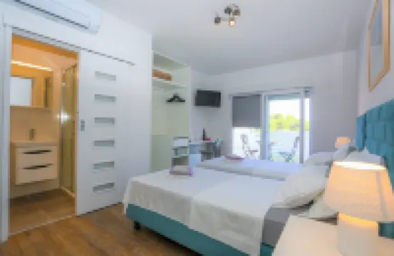 Stella Maris, Hvar - Rooms with Balcony and Stunning Sea View
