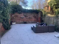 Central Beverley 4-Bedroom Townhouse