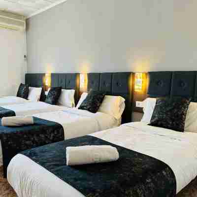 Ballestar Hotel Bar & Grill Rooms