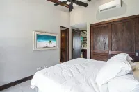 Trendy Condo with Modern Decor, Stunning Ocean Views, and Exclusive Beach Club Access - Apartments