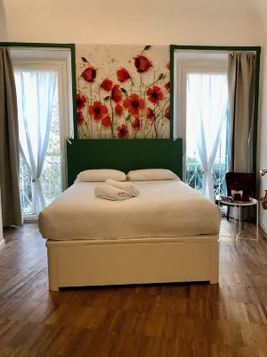 Dimor'A' Rooms Hotel dekat La Cantina Del Prete