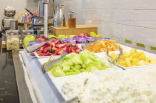 DoubleTree by Hilton Boston Logan Airport Chelsea Hotels in Suffolk County