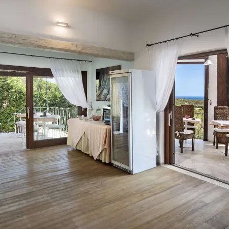 Iconic Luxury Suites