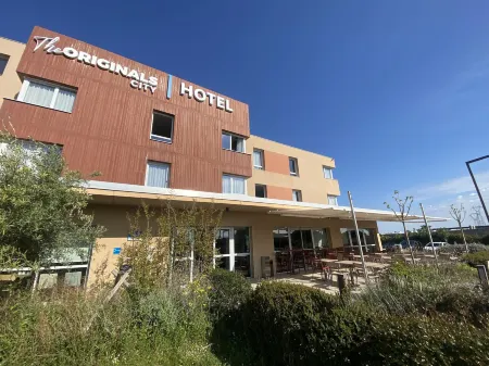 The Originals City, Hôtel Ecoparc, Montpellier Est Отели в г. Жаку