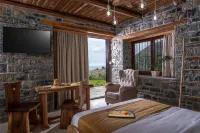 Elena Junior Deluxe Suite by Estia