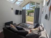 Cozy Two Bedroom Chalet in Sidmouth Hotels in Sidford