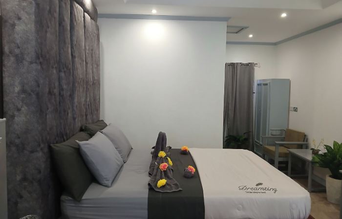 Clavier's- AirCon- Seaside- FamilyFriendly