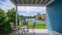 Villas at Island Club Community, Pools, Jacuzzi and More!