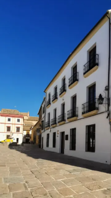 Puerta de la Ribera Suites Hotels in 