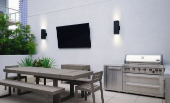 Sentral Gaslamp Quarter