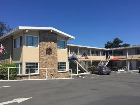 Marco Polo Motel Отели рядом с достопримечательностью «William Traver Gallery»