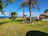 3 Bed Penthouse - Sleeps 8 - Pool - Sea View