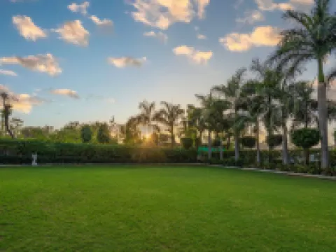 Hotel Chandrawati Palace Hotels in Abu Road