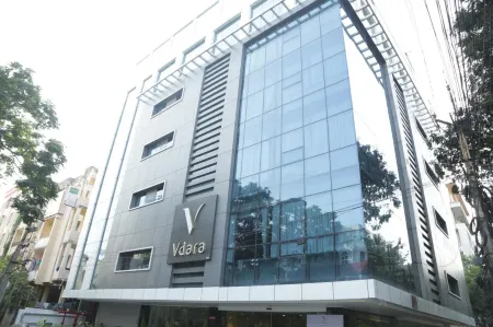 Mango Hotels Vijayawada Отели рядом с достопримечательностью «KDGO COLONY PARK»