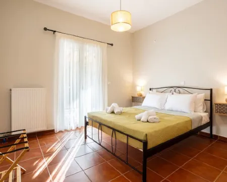 Aelia Guesthouse - Olive Grove Retreat Hotels in Petalidi