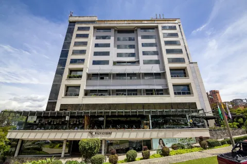 Diez Hotel Categoría Colombia