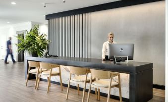 Tradewinds Hotel and Suites Fremantle