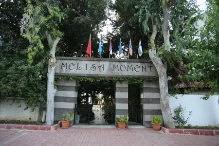 Melissa Moment Apart Отели рядом с достопримечательностью «Çekirdeksiz Mandalin Camping Kemer Antalya Çadır Karavan Kamp Alanı»