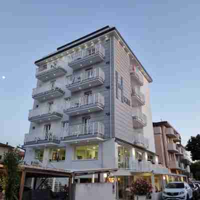 基姆飯店 Hotel Exterior